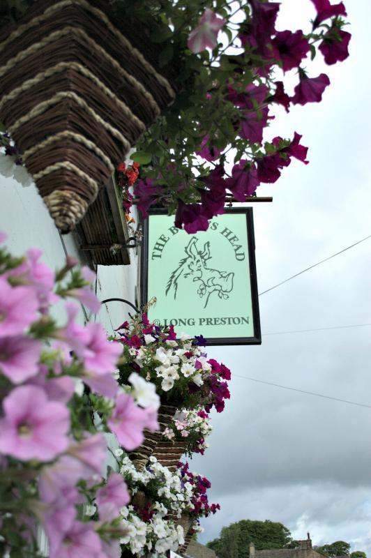 The Boars Head Long Preston Exterior foto